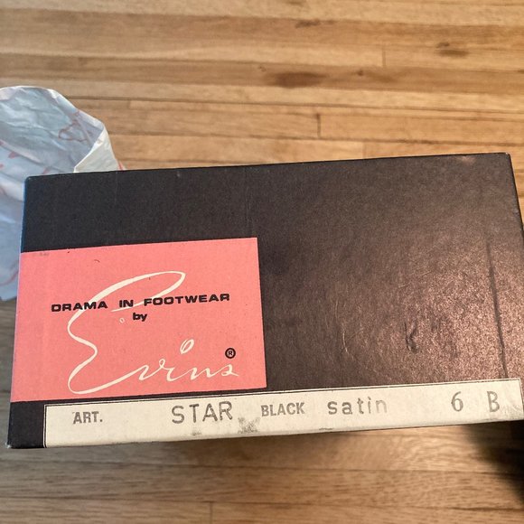 David Evins Vintage Black Satin Heels - Picture 6 of 7